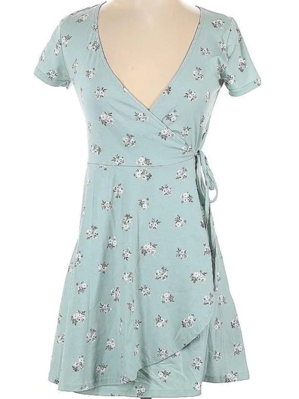NWT Hollister Floral Wrap Dress V-Neck Sage Green 95% Cotton Women’s Sz Medium M